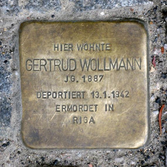 Stolperstein.Mitte.Tieckstraße 36.Gertrud Wollmann.4002