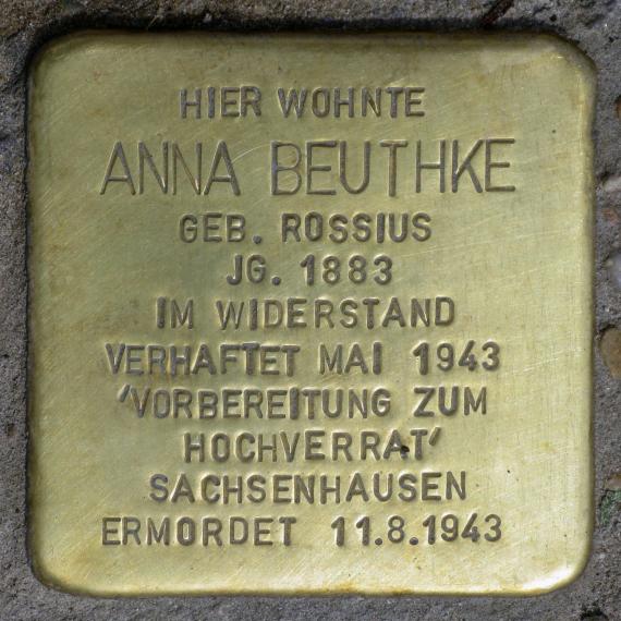 Stolperstein.Reinickendorf.Quäkerstraße 28.Anna Beuthke.8098
