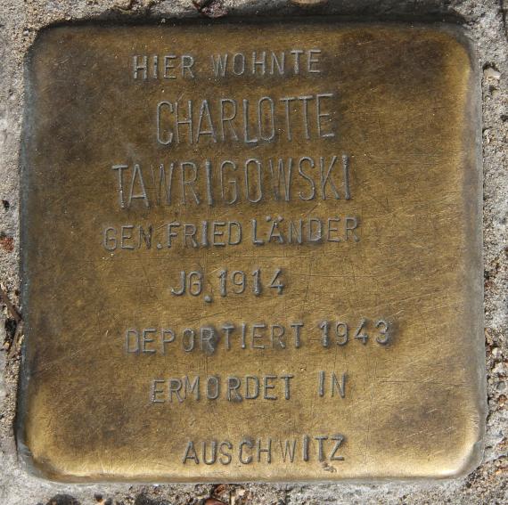 Stolperstein An der Urania 16-18 (Beautiful) Charlotte Tawrigowski