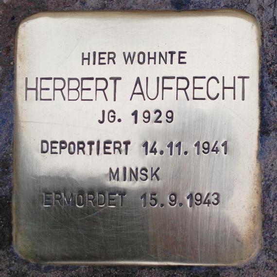 Stumbling Stone Herbert Aufrecht Eichenstraße 16 1482