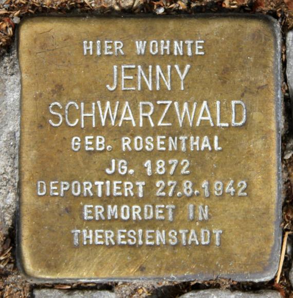 Stolperstein Motzstr 30 (Schön) Jenny Schwarzwald