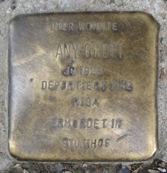 Stolperstein Steinstr 12 Any Gruft