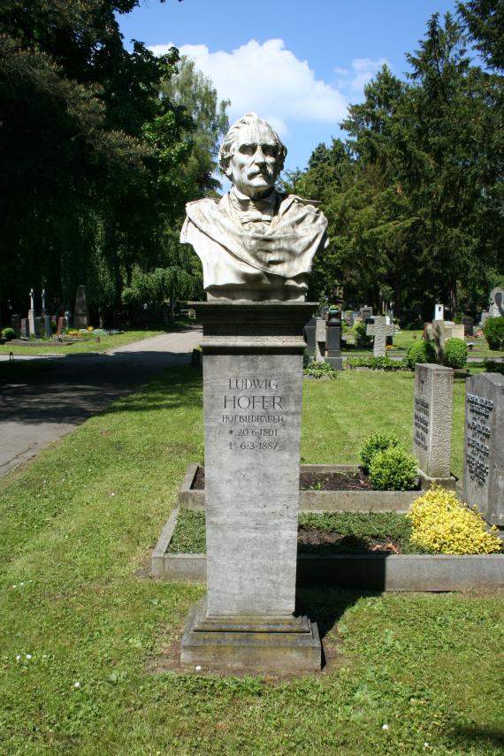 Stuttgart Pragfriedhof Ludwig Hofer